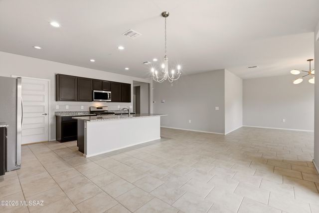 6853 S Portugal Avenue, Tucson, AZ 85757