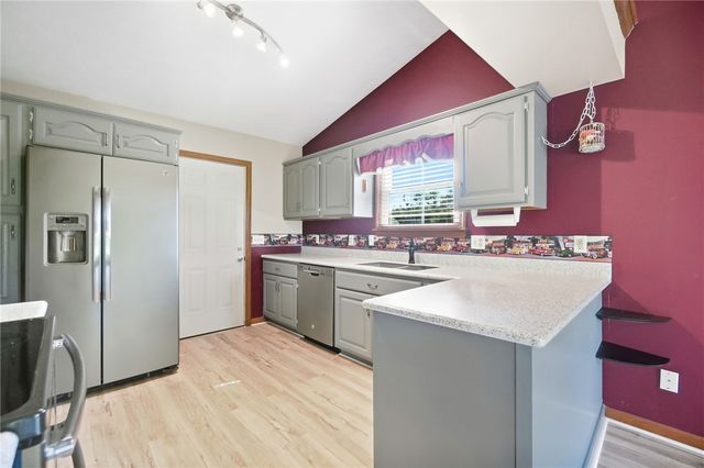 9625 Clearcreek Franklin Road, Springboro, OH 45342