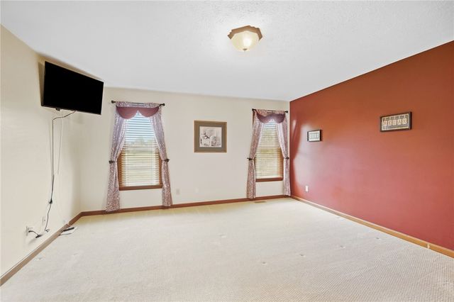 9625 Clearcreek Franklin Road, Springboro, OH 45342