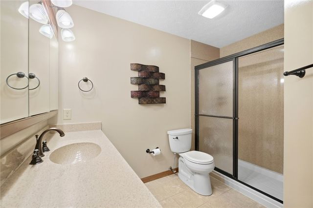 9625 Clearcreek Franklin Road, Springboro, OH 45342