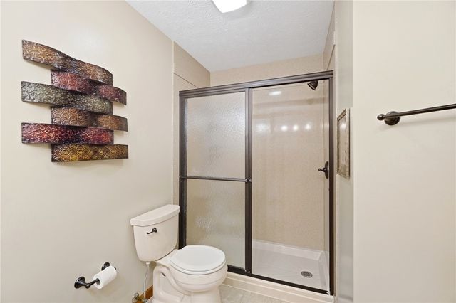 9625 Clearcreek Franklin Road, Springboro, OH 45342