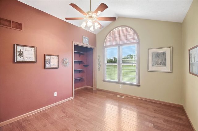 9625 Clearcreek Franklin Road, Springboro, OH 45342