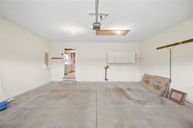 9625 Clearcreek Franklin Road, Springboro, OH 45342