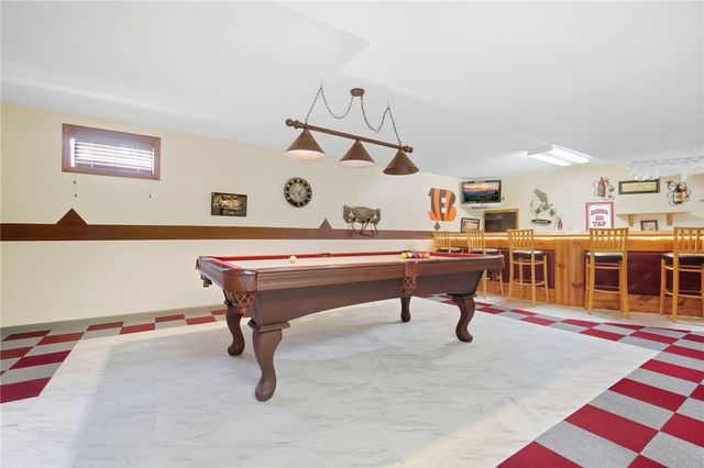 9625 Clearcreek Franklin Road, Springboro, OH 45342