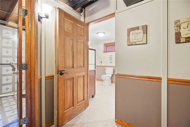 9625 Clearcreek Franklin Road, Springboro, OH 45342