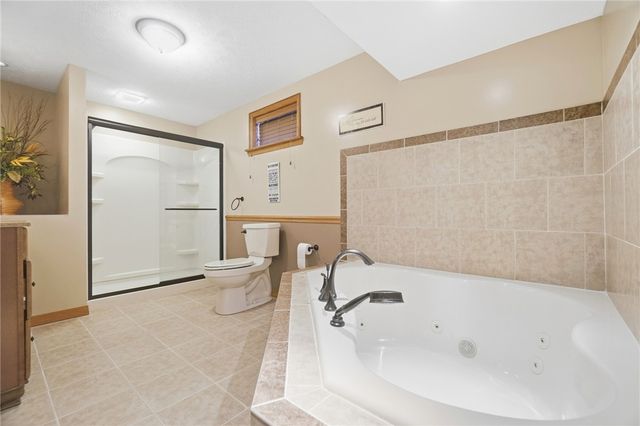 9625 Clearcreek Franklin Road, Springboro, OH 45342