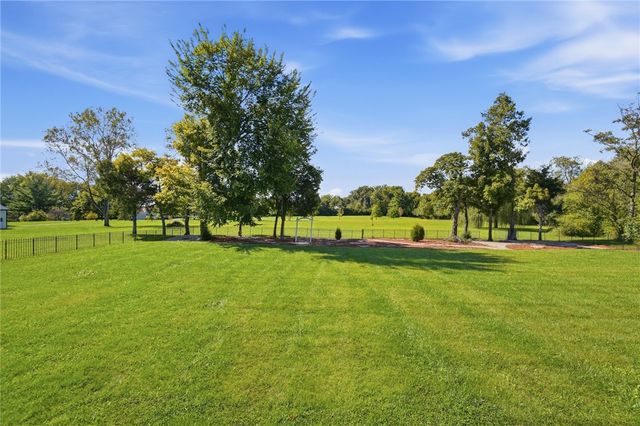 9625 Clearcreek Franklin Road, Springboro, OH 45342