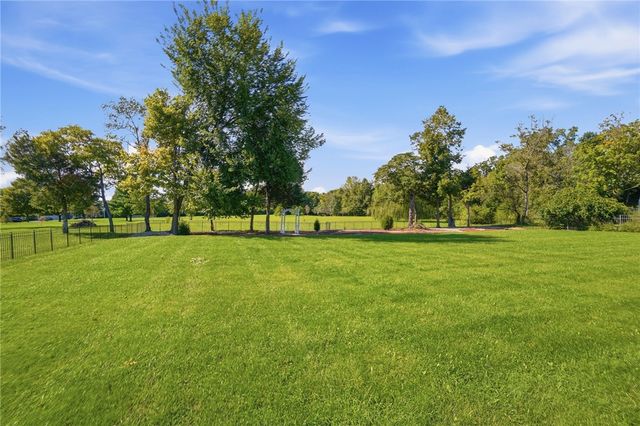 9625 Clearcreek Franklin Road, Springboro, OH 45342