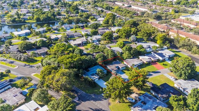 7302 NW 65th St, Tamarac, FL 33321