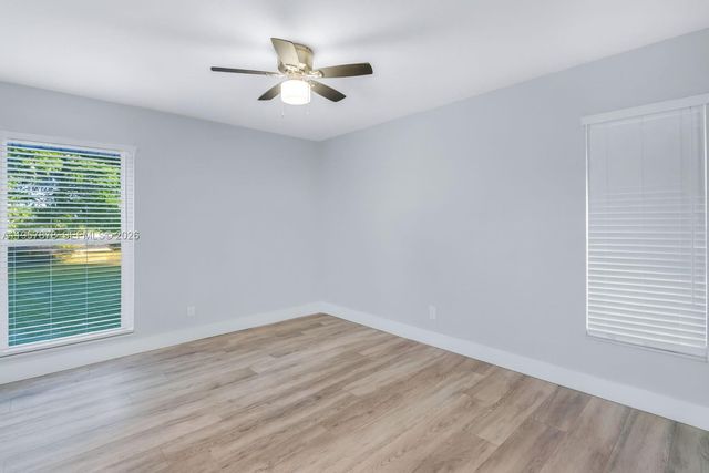 7302 NW 65th St, Tamarac, FL 33321