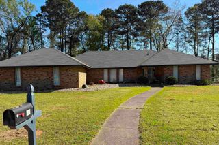 107 Evonshire Drive, Arkadelphia, AR 71923