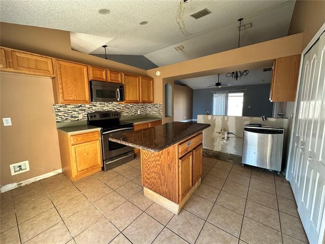 256 GROUPER COURT, Kissimmee, FL 34759