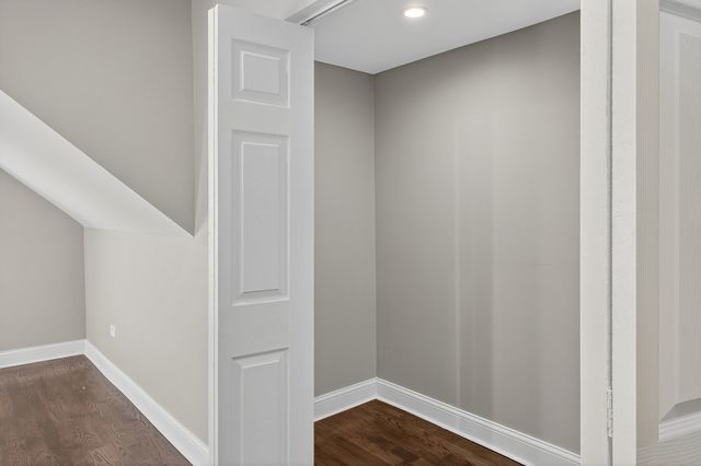 9100 S Wallace Street, Chicago, IL 60620