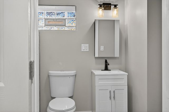 9100 S Wallace Street, Chicago, IL 60620