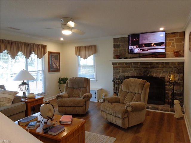 849 E Sparrow RD, Virginia Beach, VA 23464