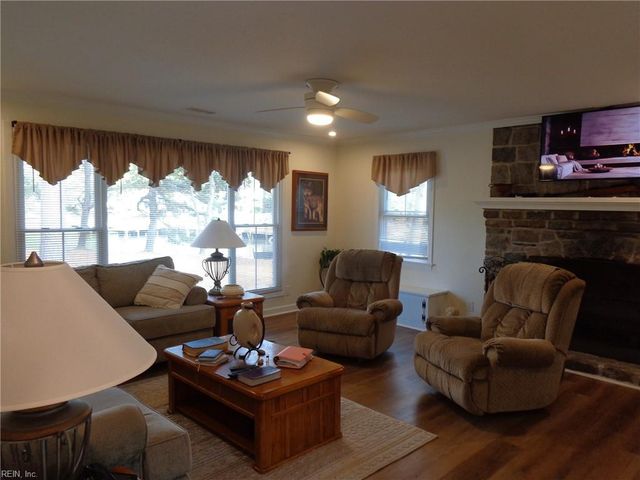 849 E Sparrow RD, Virginia Beach, VA 23464