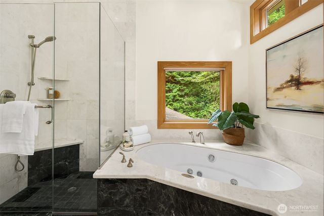 12820 NE 39th Street, Bellevue, WA 98005