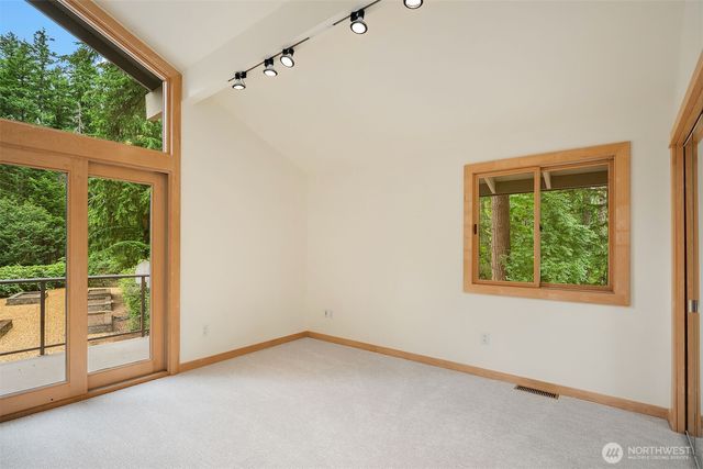 12820 NE 39th Street, Bellevue, WA 98005