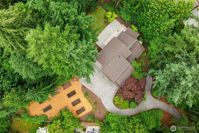 12820 NE 39th Street, Bellevue, WA 98005