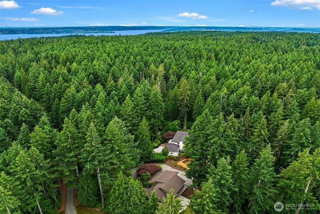 12820 NE 39th Street, Bellevue, WA 98005