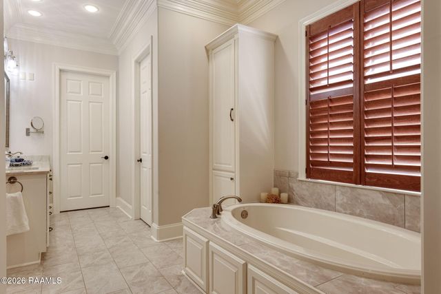 122 Brundage Lane, Youngsville, LA 70592