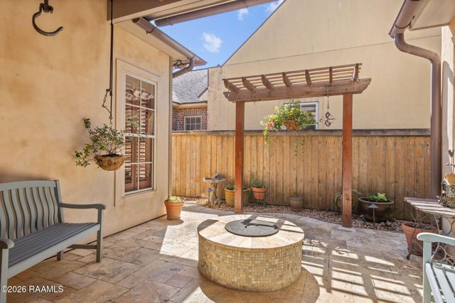 122 Brundage Lane, Youngsville, LA 70592