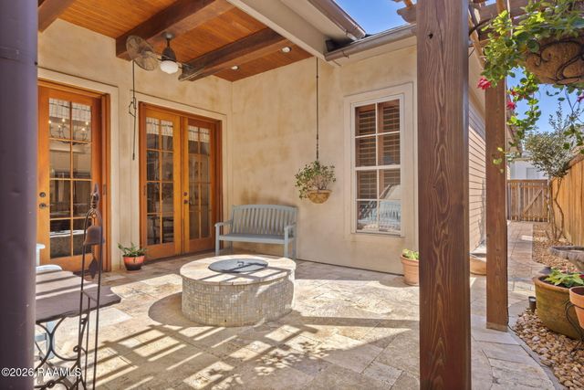 122 Brundage Lane, Youngsville, LA 70592