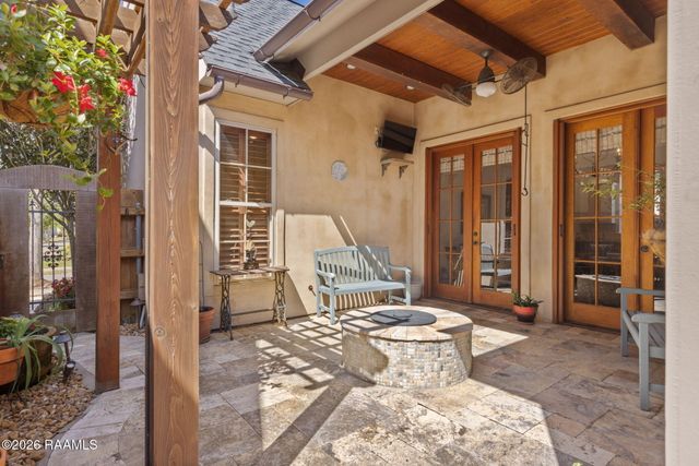 122 Brundage Lane, Youngsville, LA 70592