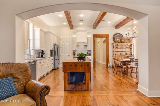 122 Brundage Lane, Youngsville, LA 70592