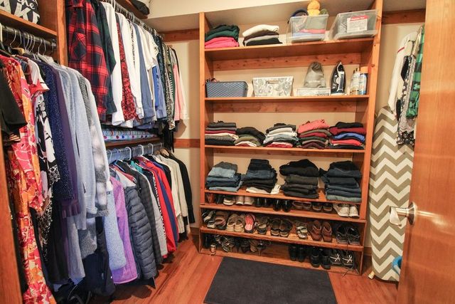 320 Seitz Dr, Salina, KS 67401