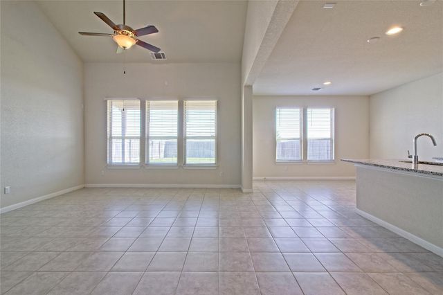 5610 Wolf Pack DR, Pflugerville, TX 78660