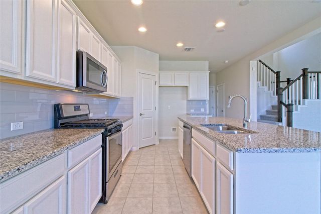 5610 Wolf Pack DR, Pflugerville, TX 78660