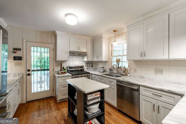 225 Greencrest Drive, Athens, GA 30605