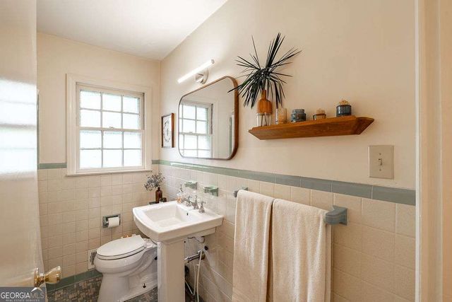 225 Greencrest Drive, Athens, GA 30605