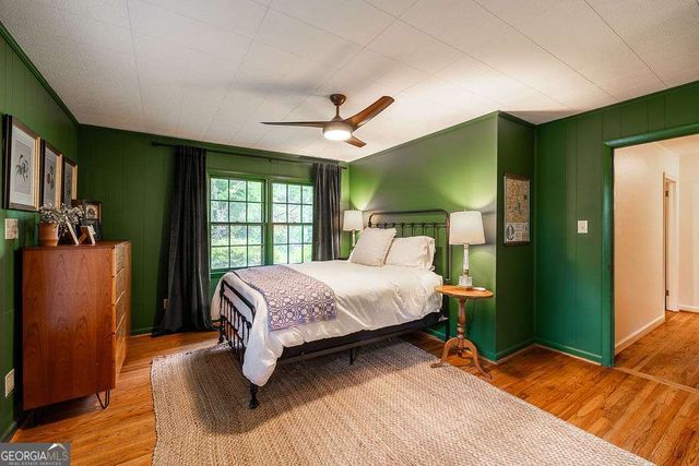225 Greencrest Drive, Athens, GA 30605