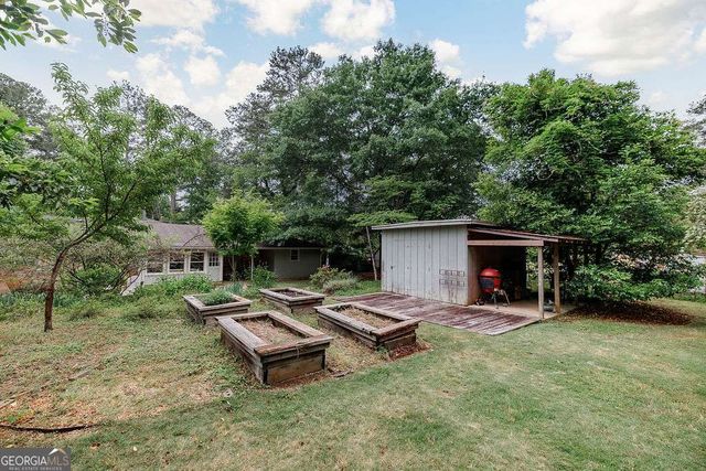 225 Greencrest Drive, Athens, GA 30605