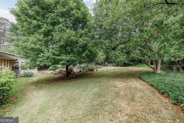 225 Greencrest Drive, Athens, GA 30605