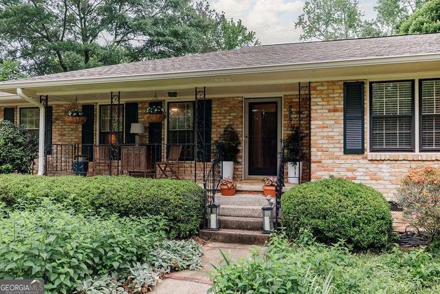 225 Greencrest Drive, Athens, GA 30605