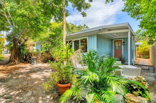 3734 IROQUOIS AVENUE, Sarasota, FL 34234