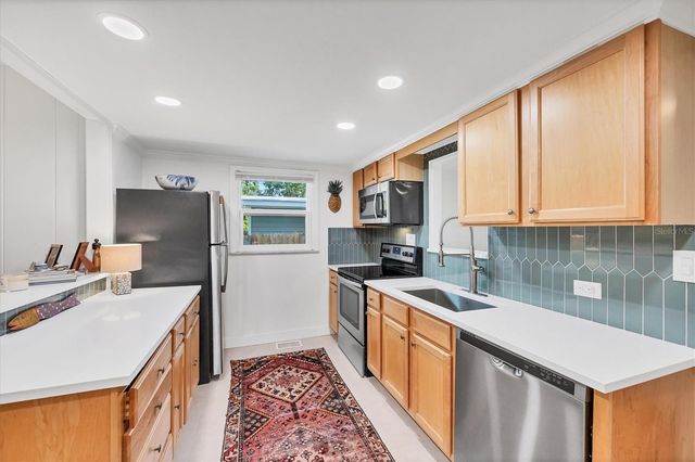 3734 IROQUOIS AVENUE, Sarasota, FL 34234