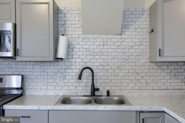 839 N GEORGE ST, York, PA 17404