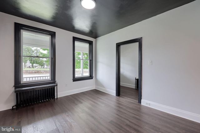 839 N GEORGE ST, York, PA 17404