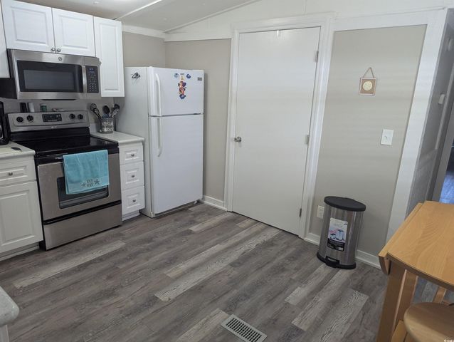 148 Offshore Dr., Murrells Inlet, SC 29576