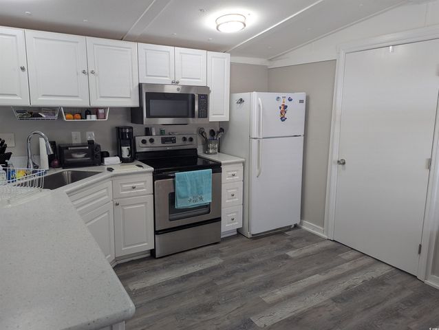 148 Offshore Dr., Murrells Inlet, SC 29576