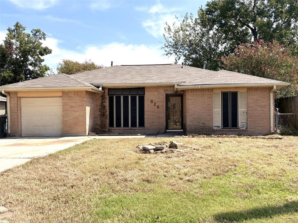 826 Deerpass Drive, Channelview, TX 77530