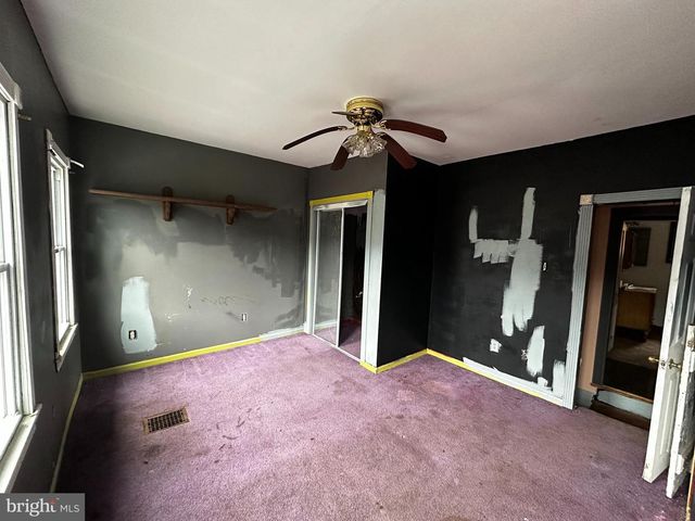 415 PEACOCK ST, Pottsville, PA 17901