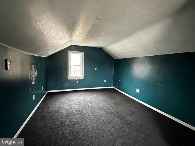 415 PEACOCK ST, Pottsville, PA 17901