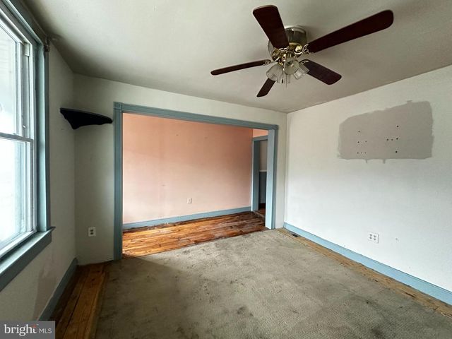 415 PEACOCK ST, Pottsville, PA 17901