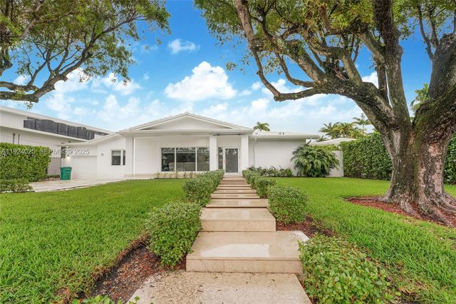 801 NE 76th St, Miami, FL 33138