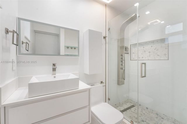 801 NE 76th St, Miami, FL 33138